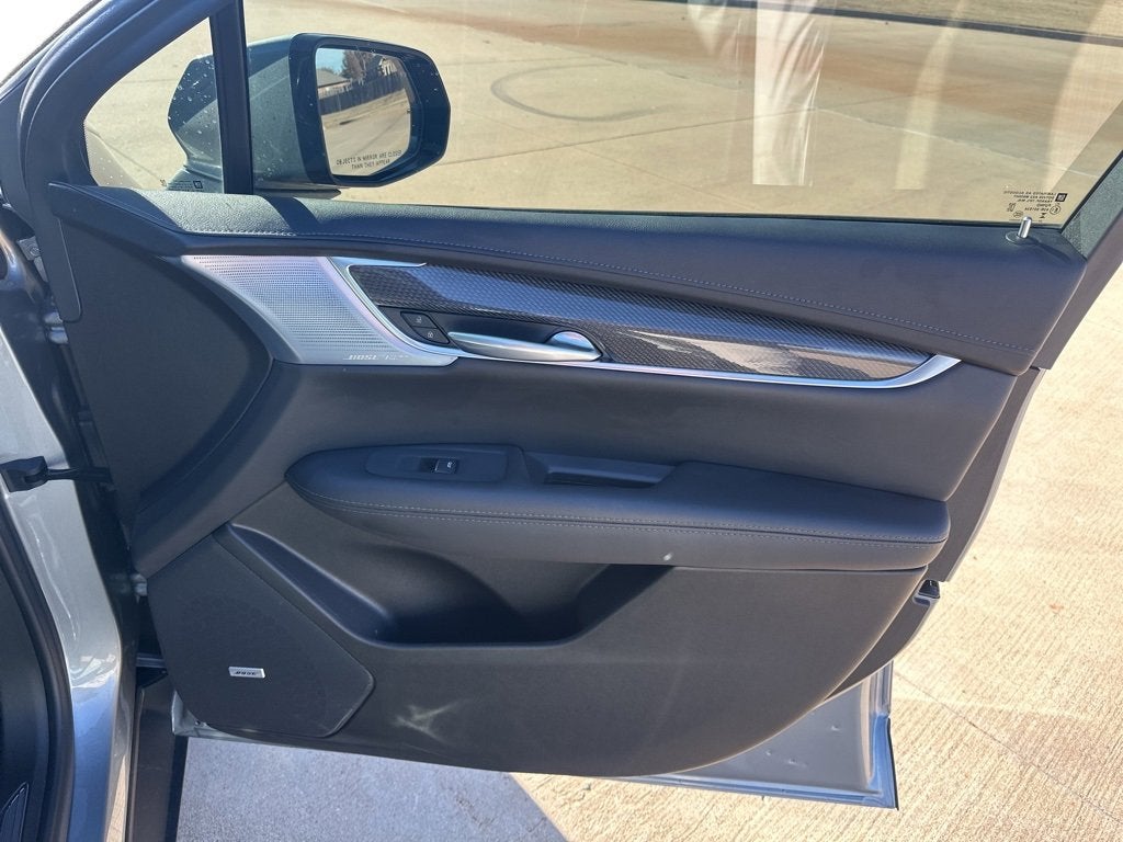 2025 Cadillac XT5 Sport