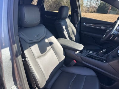 2025 Cadillac XT5 Sport