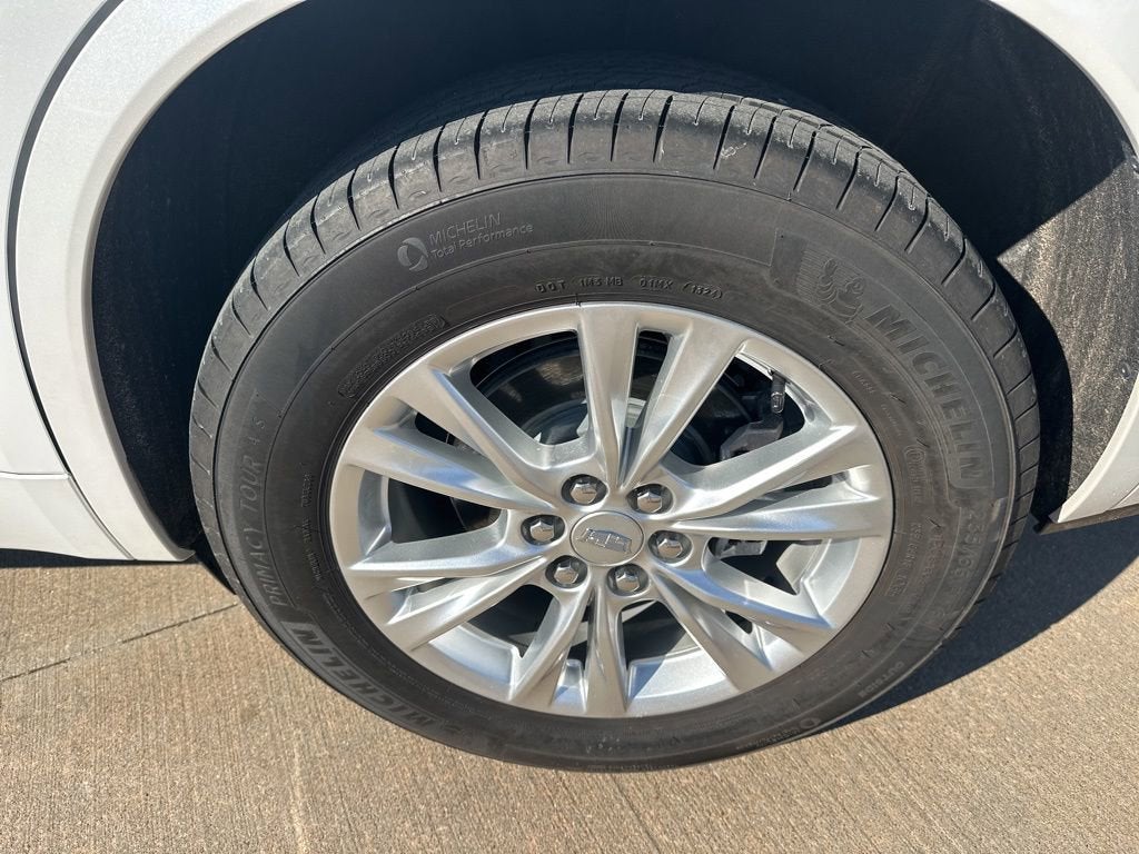 2024 Cadillac XT6 Luxury