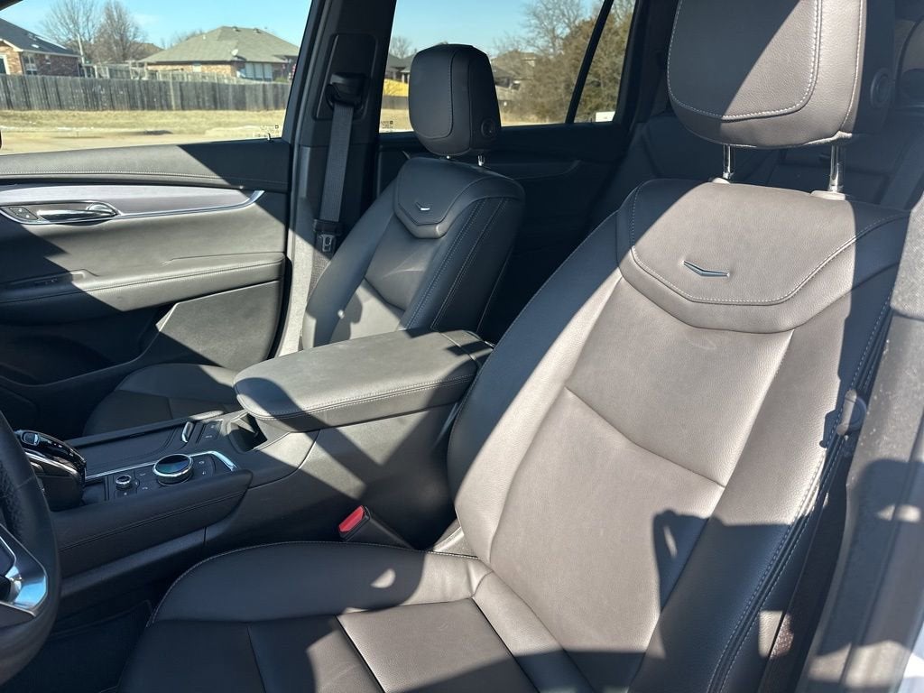 2024 Cadillac XT6 Luxury