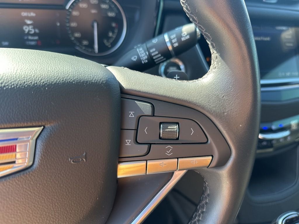 2024 Cadillac XT6 Luxury