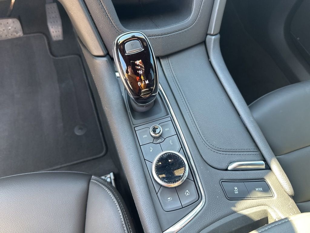 2024 Cadillac XT6 Luxury