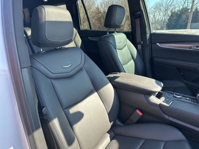 2024 Cadillac XT6 Luxury