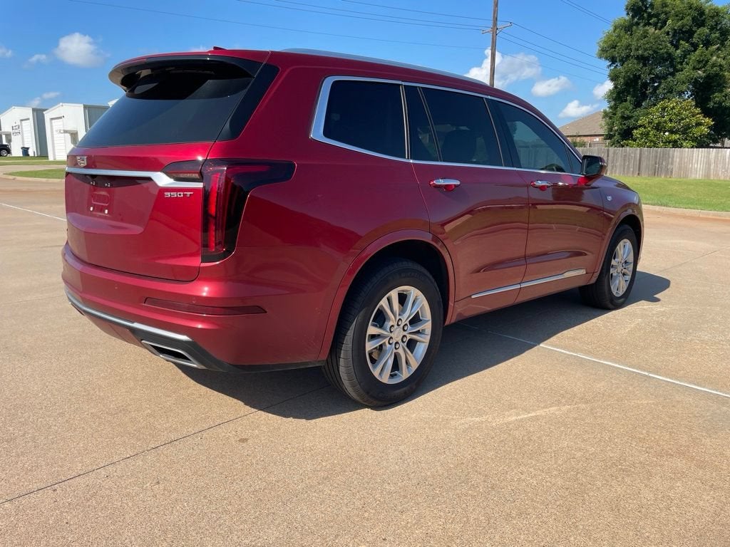 2025 Cadillac XT6 Luxury