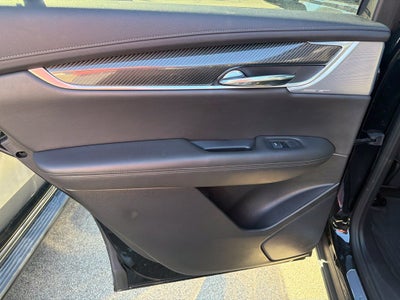 2025 Cadillac XT6 Sport