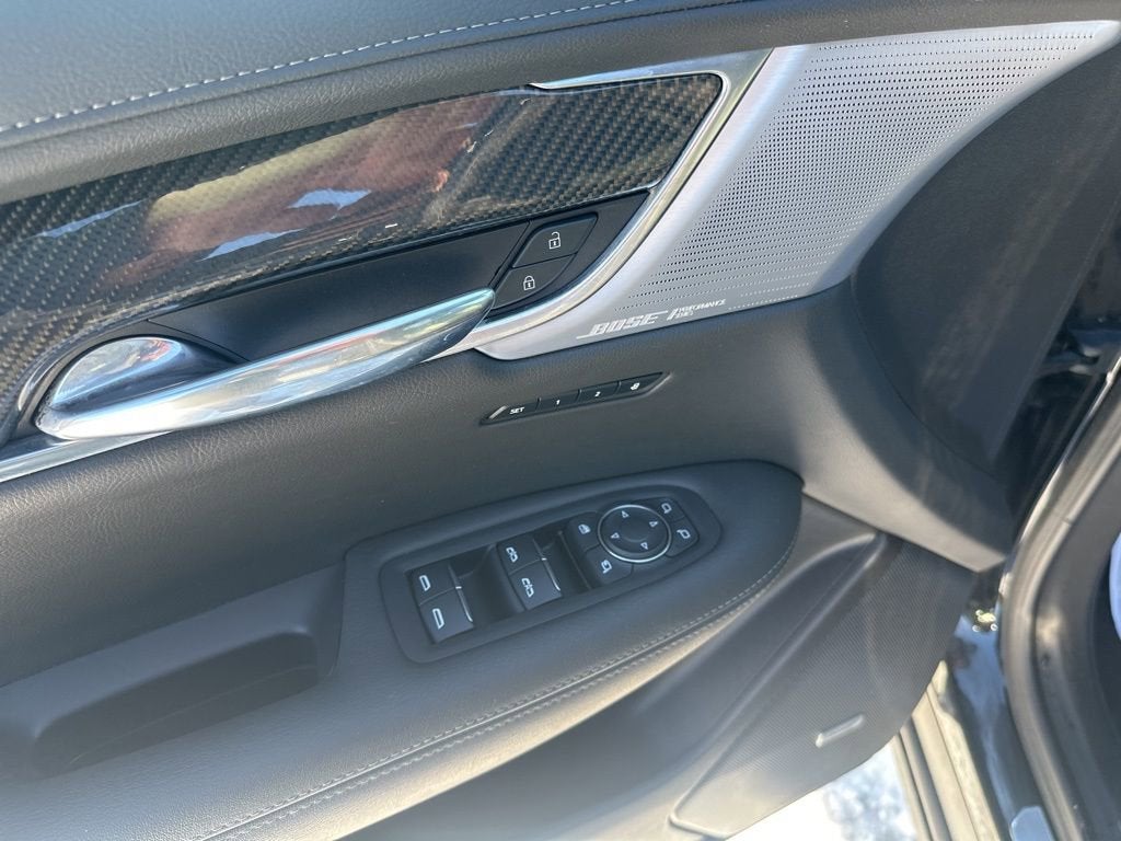 2024 Cadillac XT6 Sport