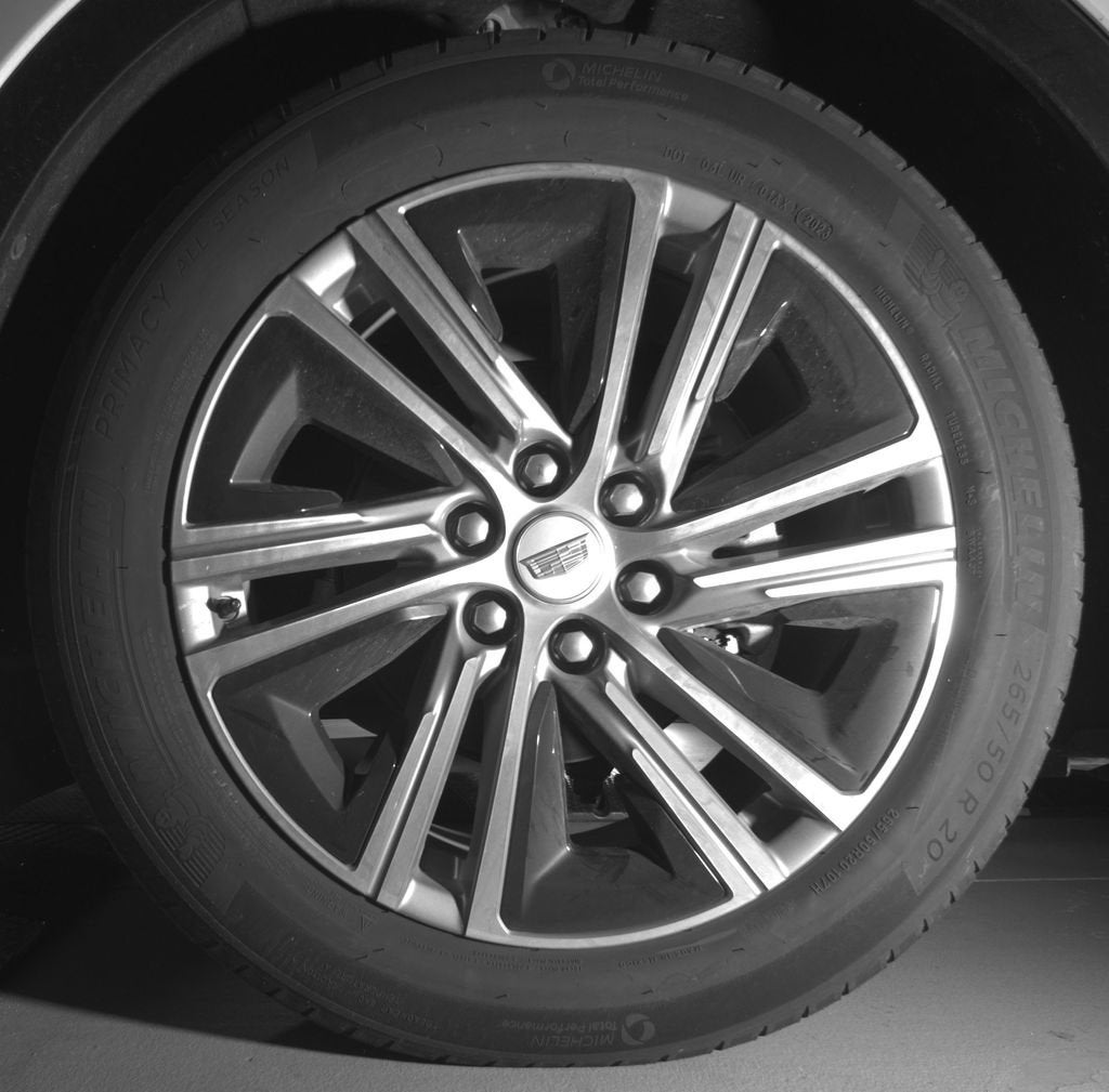 2024 Cadillac LYRIQ Luxury 1