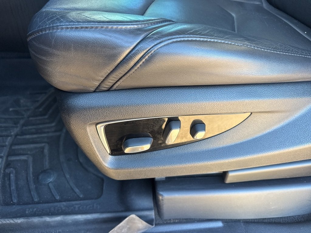 2018 Cadillac Escalade Luxury