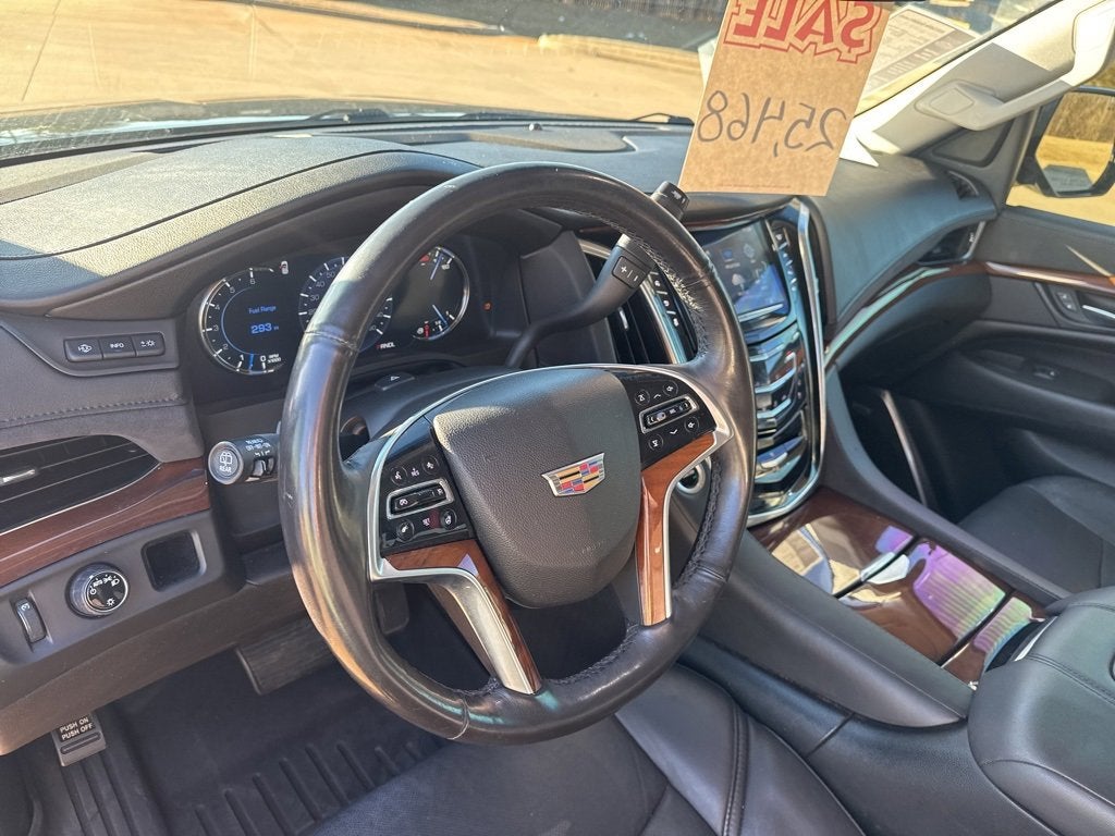 2018 Cadillac Escalade Luxury
