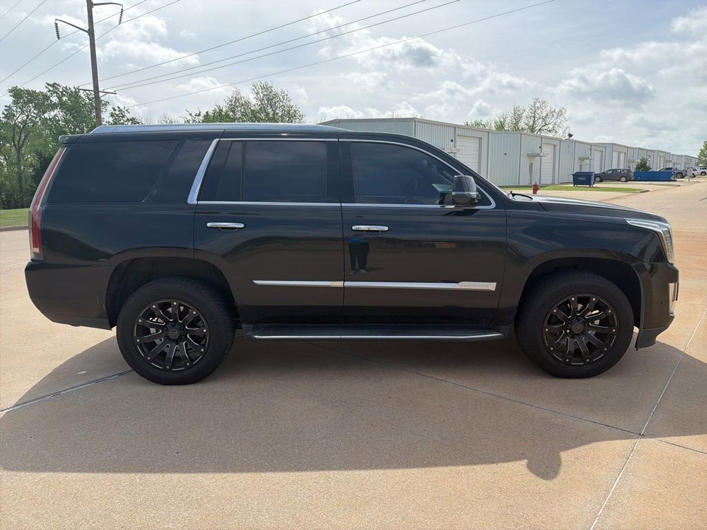 2020 Cadillac Escalade Luxury