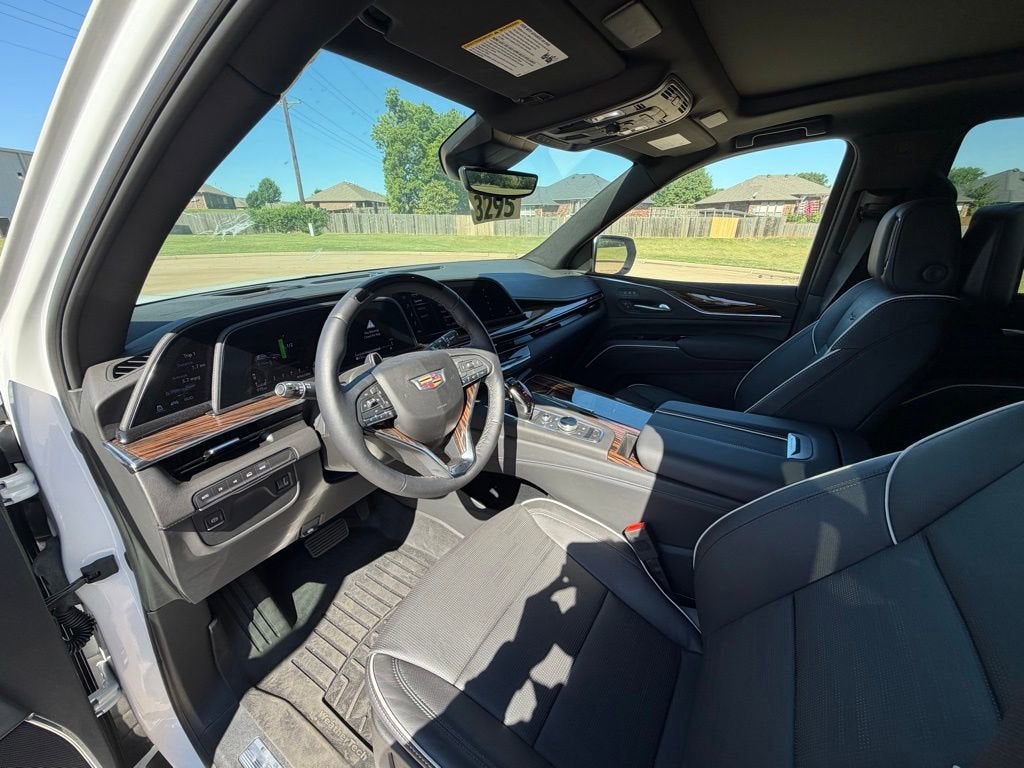 2024 Cadillac Escalade Premium Luxury