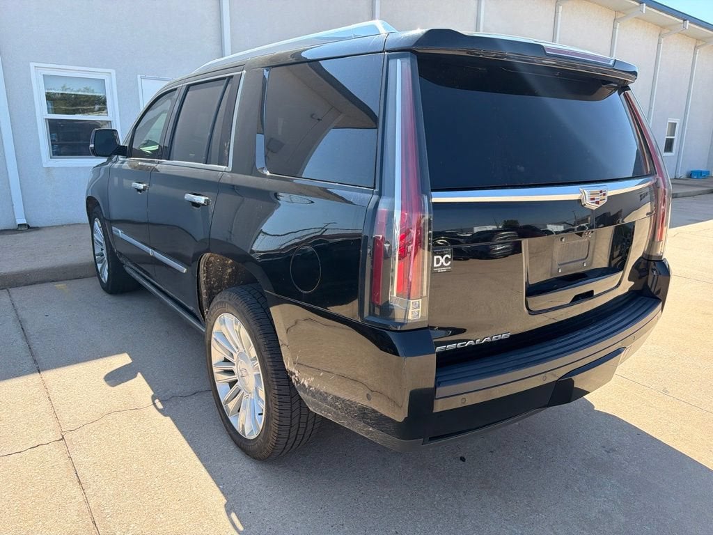 2019 Cadillac Escalade Platinum