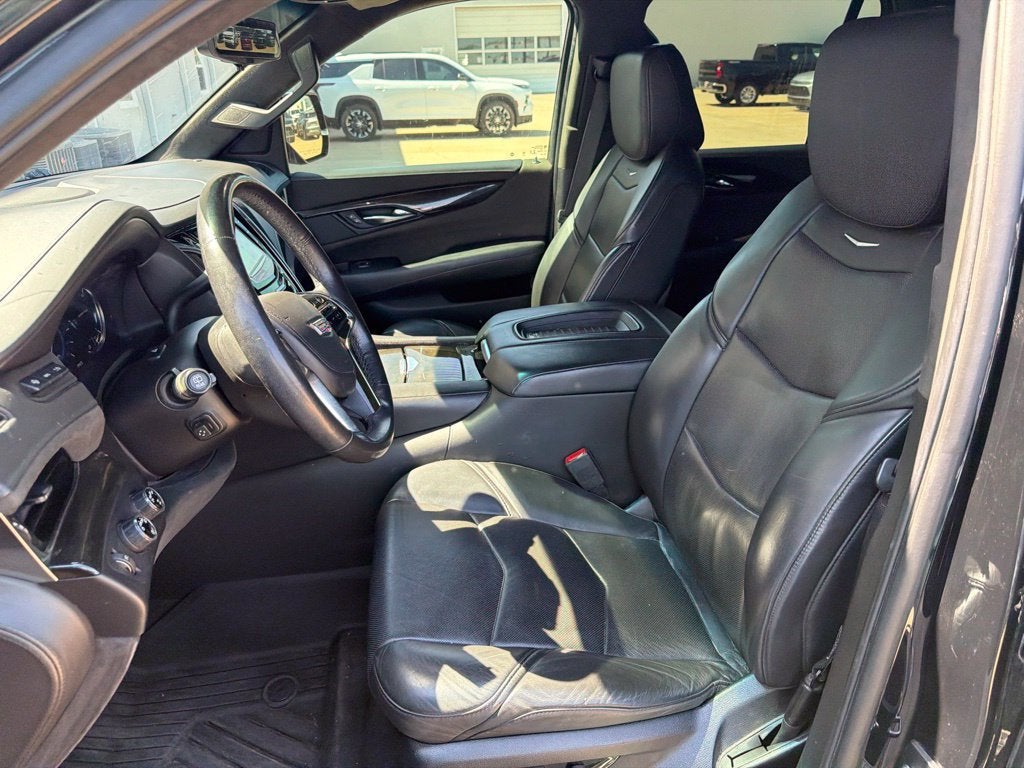 2019 Cadillac Escalade Platinum