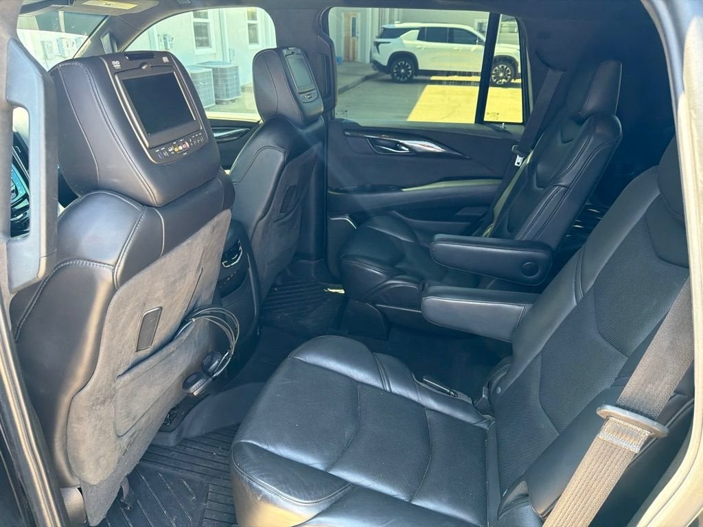 2019 Cadillac Escalade Platinum