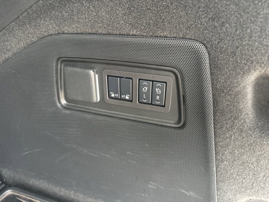 2024 Cadillac Escalade Premium Luxury Platinum