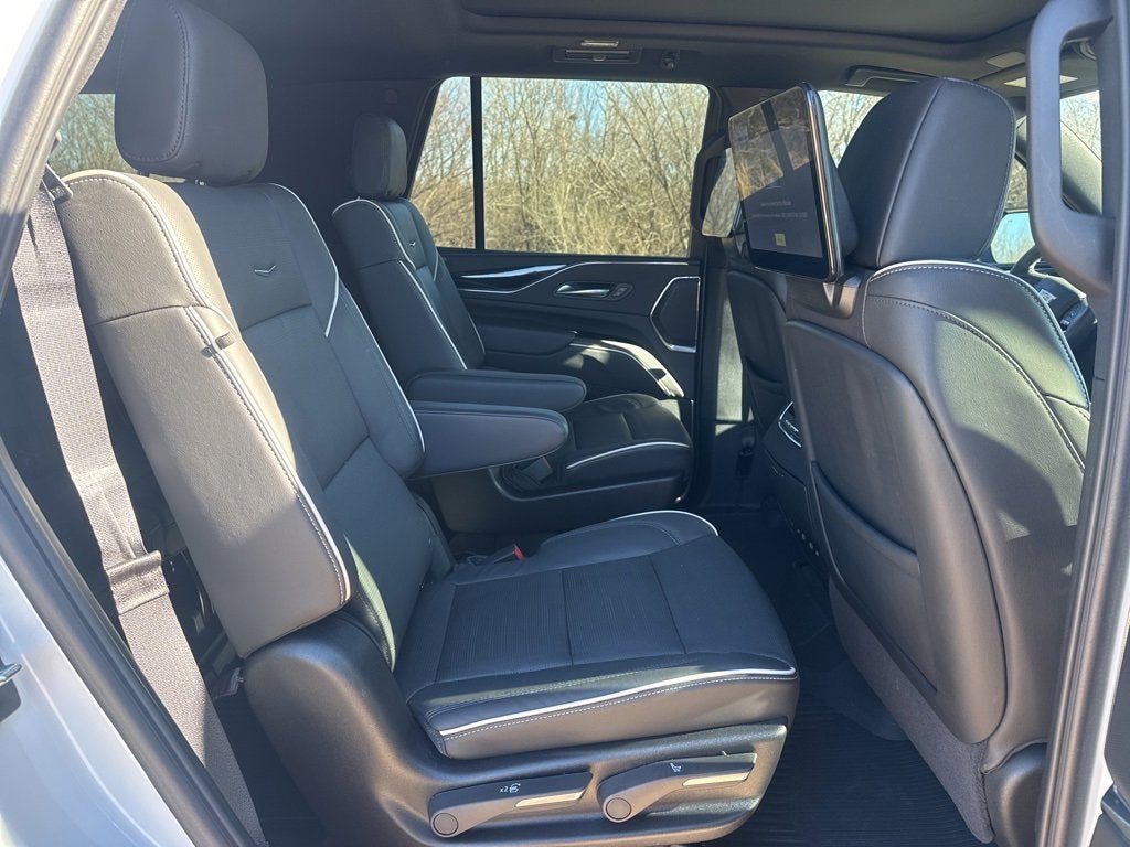 2024 Cadillac Escalade Sport