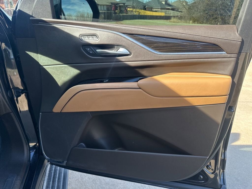 2021 Cadillac Escalade Sport