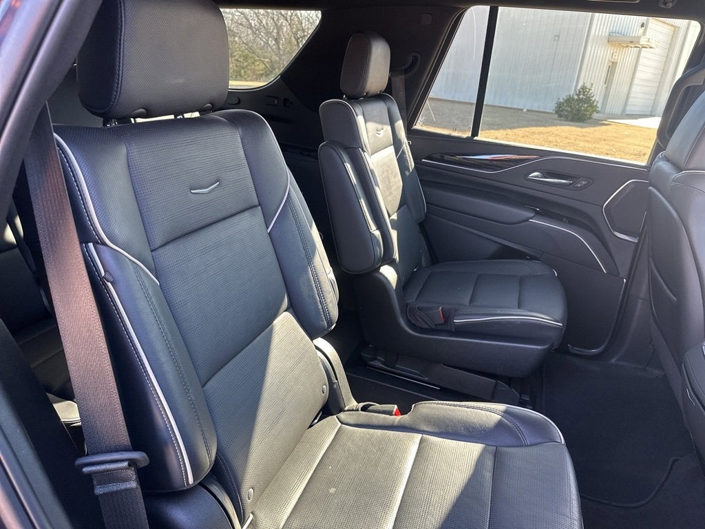 2022 Cadillac Escalade Sport