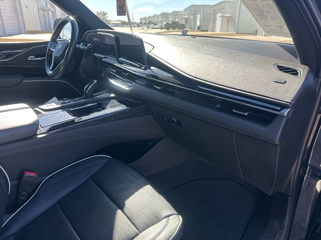 2022 Cadillac Escalade Sport