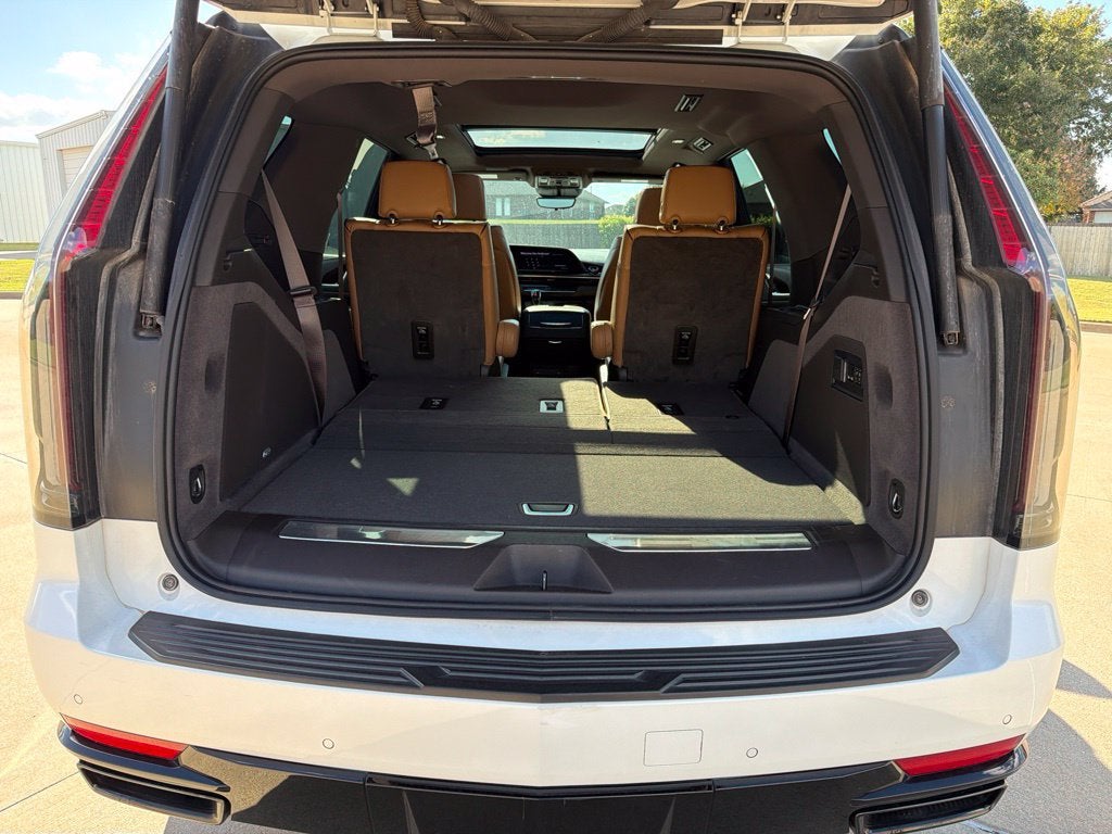 2022 Cadillac Escalade Sport