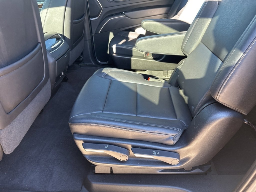 2024 Cadillac Escalade ESV Luxury