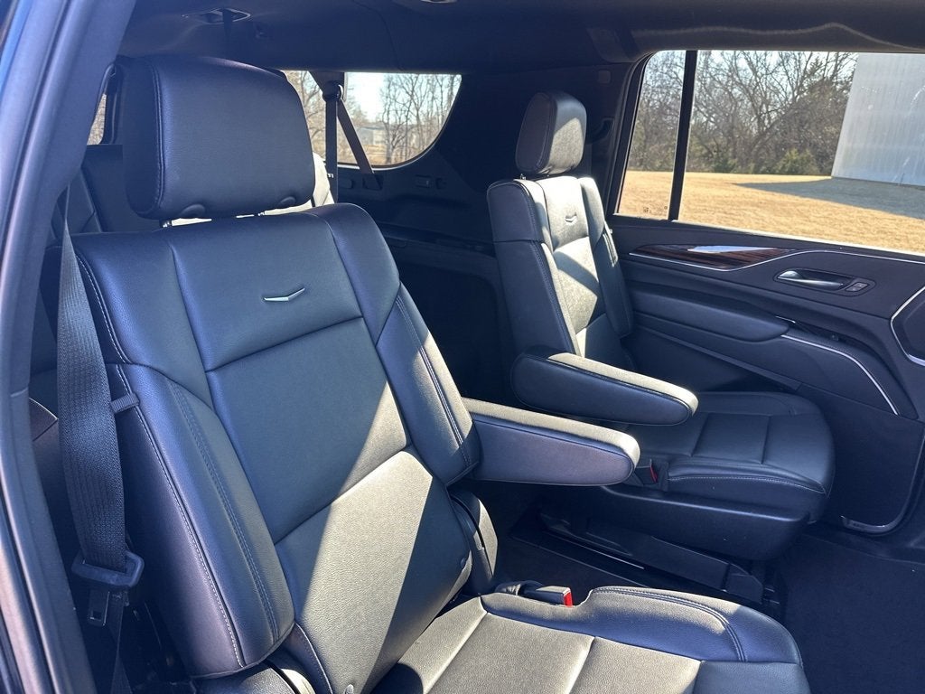 2024 Cadillac Escalade ESV Luxury