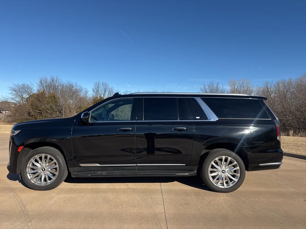 2023 Cadillac Escalade ESV Premium Luxury