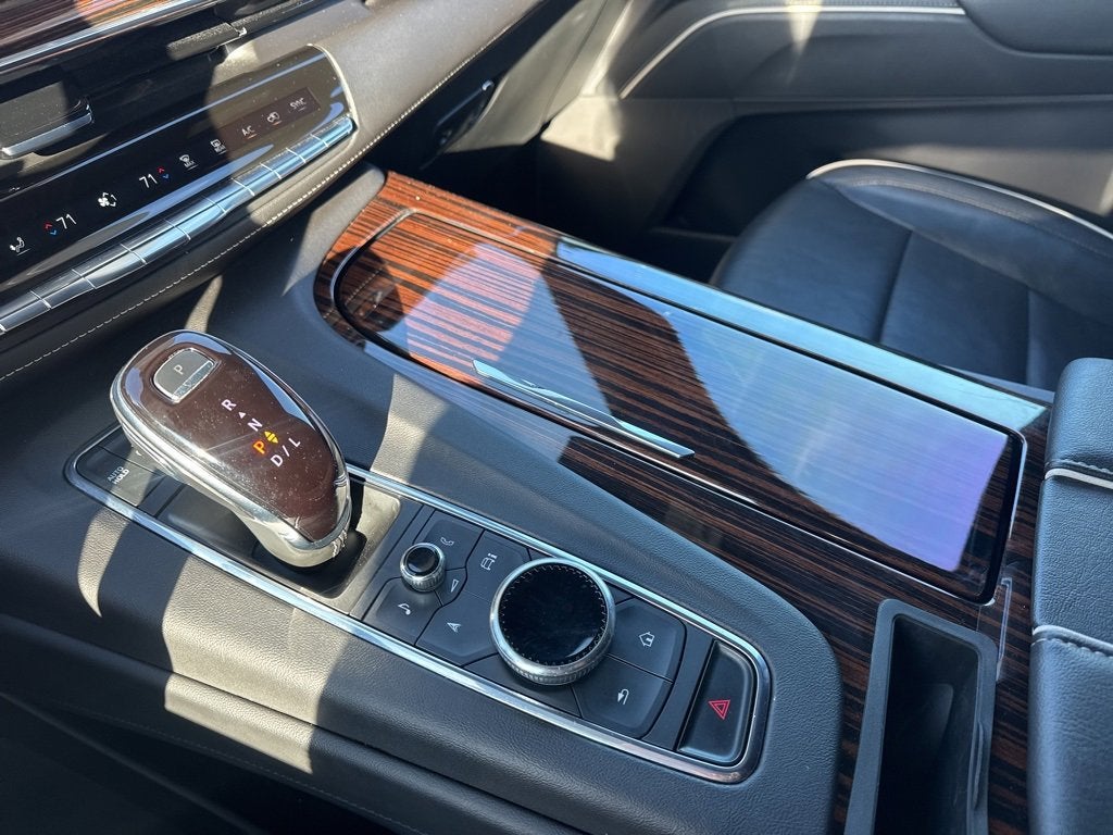 2023 Cadillac Escalade ESV Premium Luxury