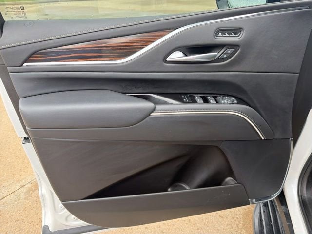 2024 Cadillac Escalade ESV Premium Luxury