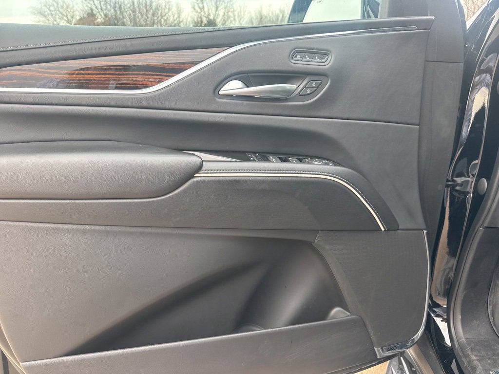 2023 Cadillac Escalade ESV Premium Luxury