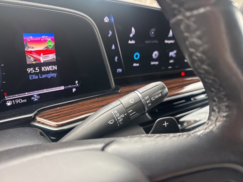 2023 Cadillac Escalade ESV Premium Luxury