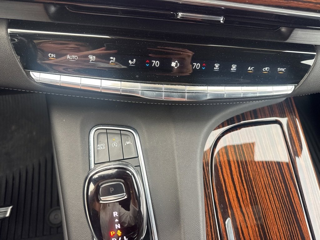 2023 Cadillac Escalade ESV Premium Luxury