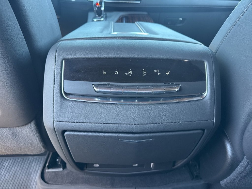 2023 Cadillac Escalade ESV Premium Luxury