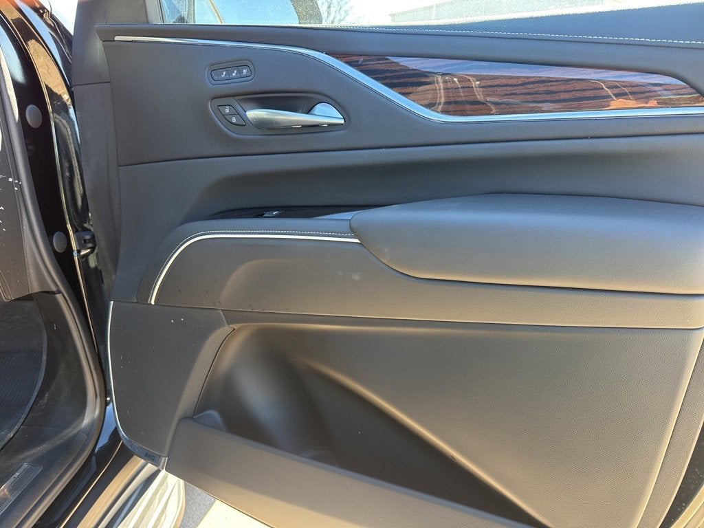 2023 Cadillac Escalade ESV Premium Luxury