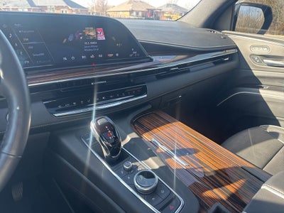 2024 Cadillac Escalade ESV Premium Luxury