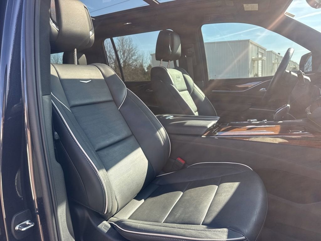 2024 Cadillac Escalade ESV Premium Luxury