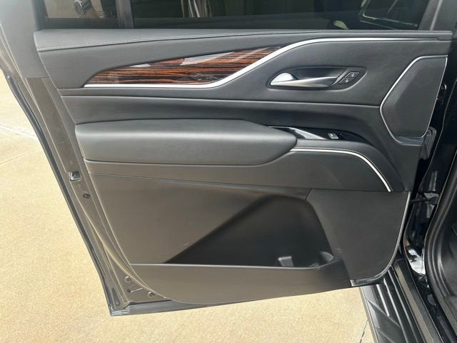 2023 Cadillac Escalade ESV Premium Luxury