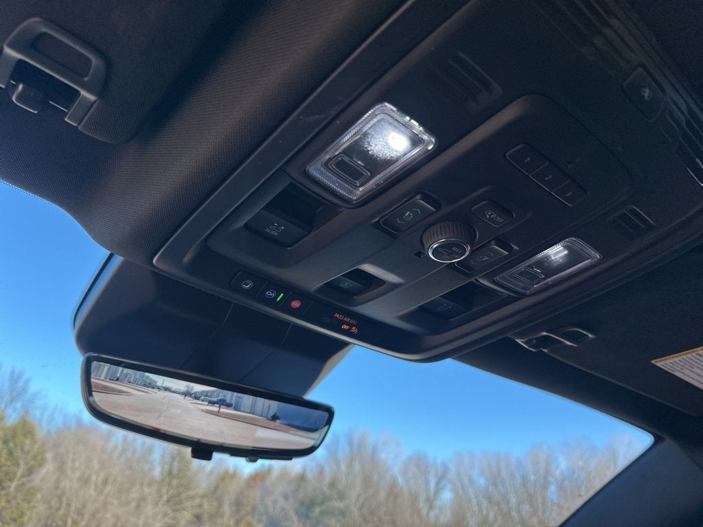 2022 Cadillac Escalade ESV Sport