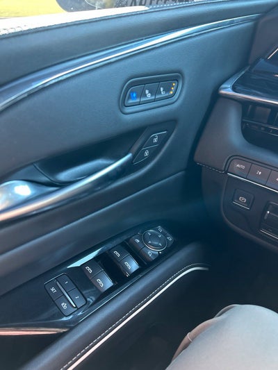 2024 Cadillac Escalade ESV Sport