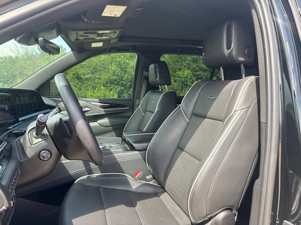 2023 Cadillac Escalade ESV Sport