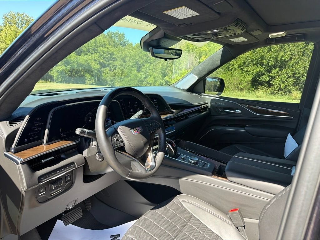 2024 Cadillac Escalade ESV Sport Platinum
