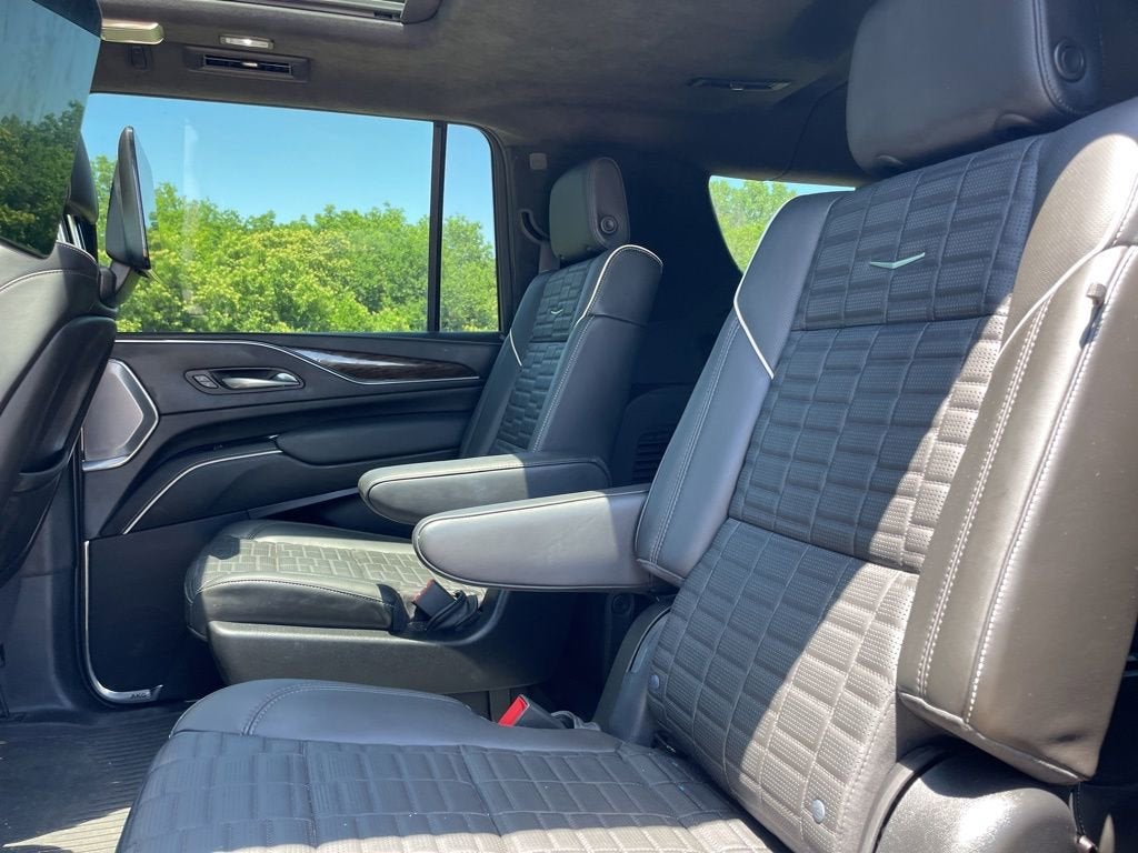 2024 Cadillac Escalade ESV Sport Platinum