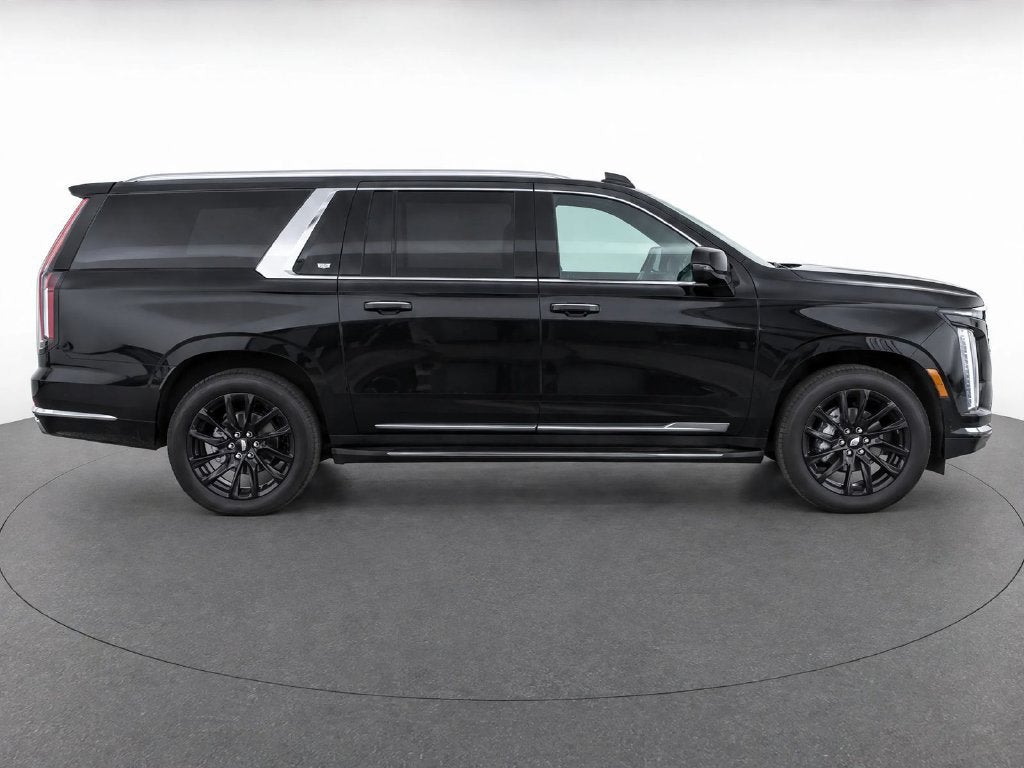 2026 Cadillac Escalade ESV Luxury