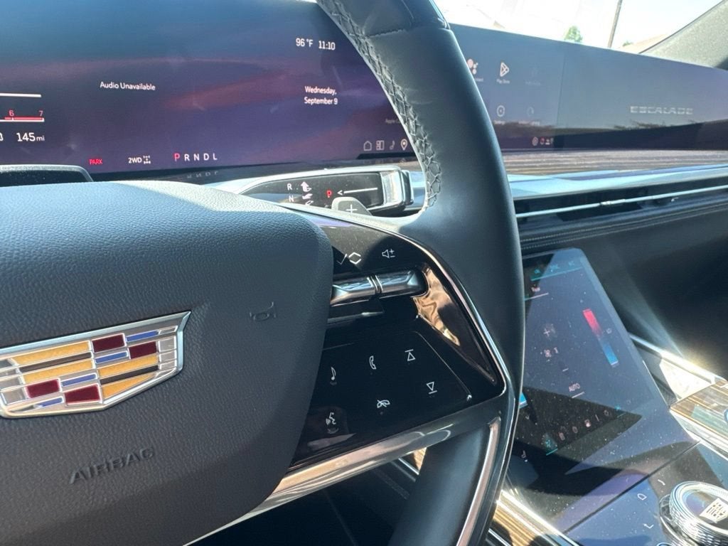 2025 Cadillac Escalade ESV Premium Luxury