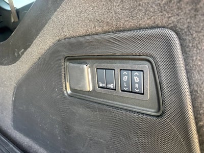 2025 Cadillac Escalade ESV Premium Luxury