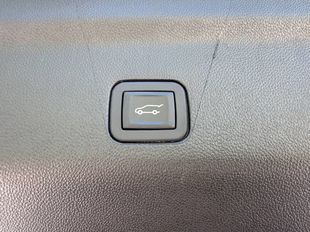 2025 Cadillac Escalade ESV Premium Luxury