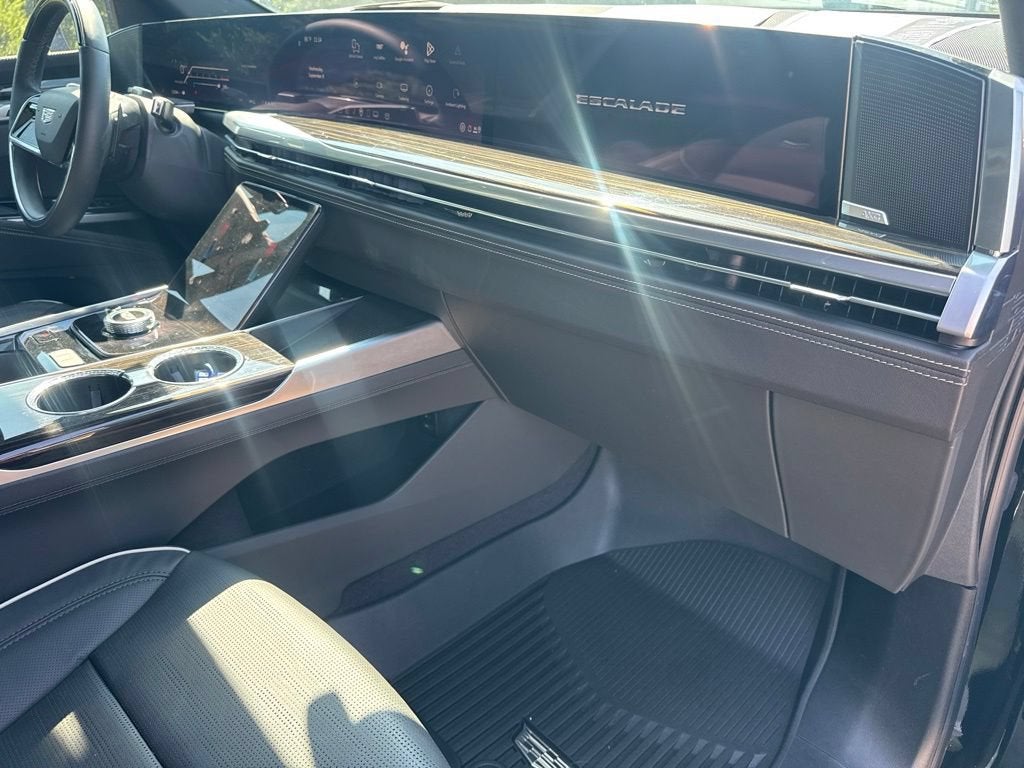 2025 Cadillac Escalade ESV Premium Luxury