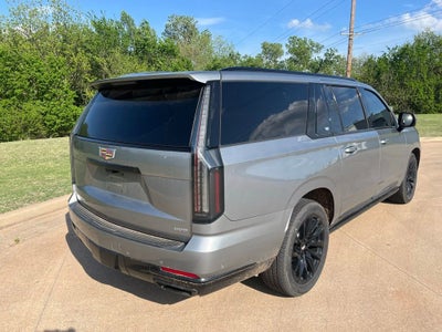 2025 Cadillac Escalade ESV Sport