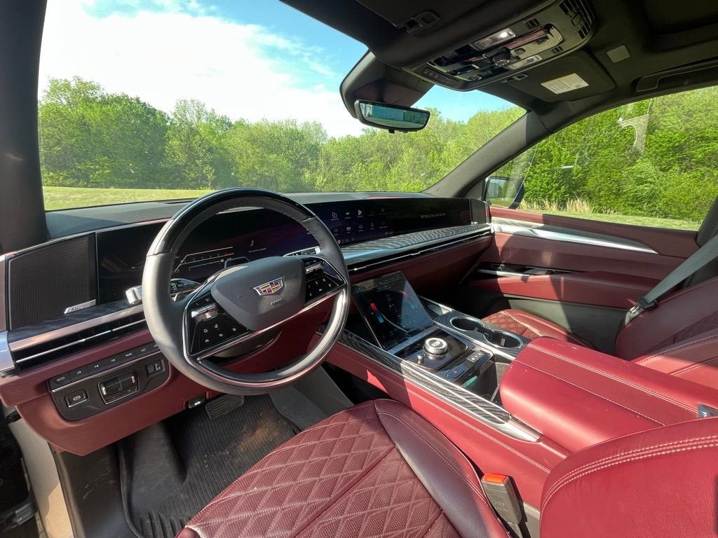 2025 Cadillac Escalade ESV Sport