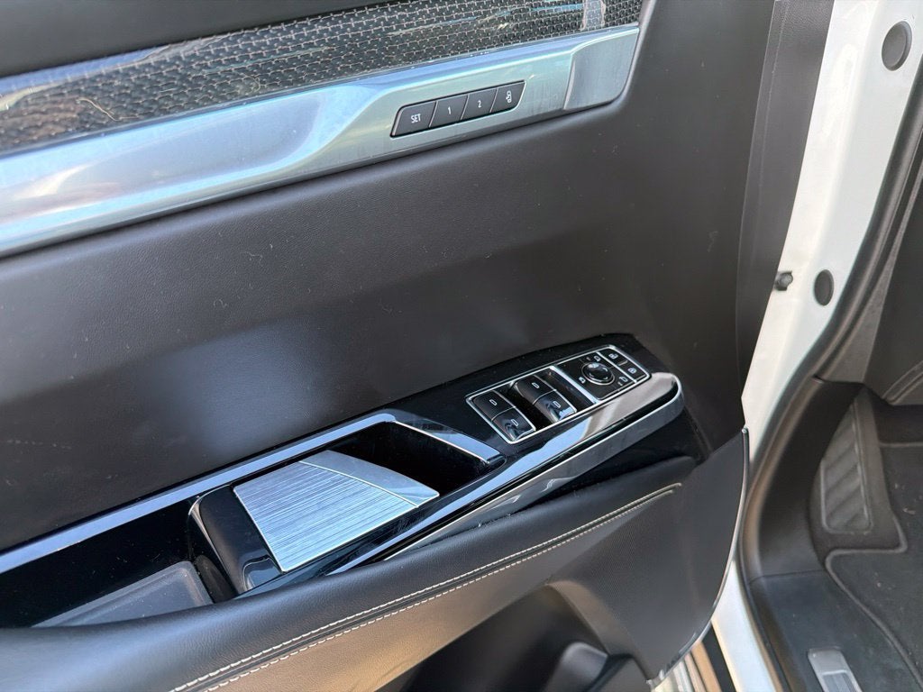 2025 Cadillac Escalade ESV Escalade-V ESV